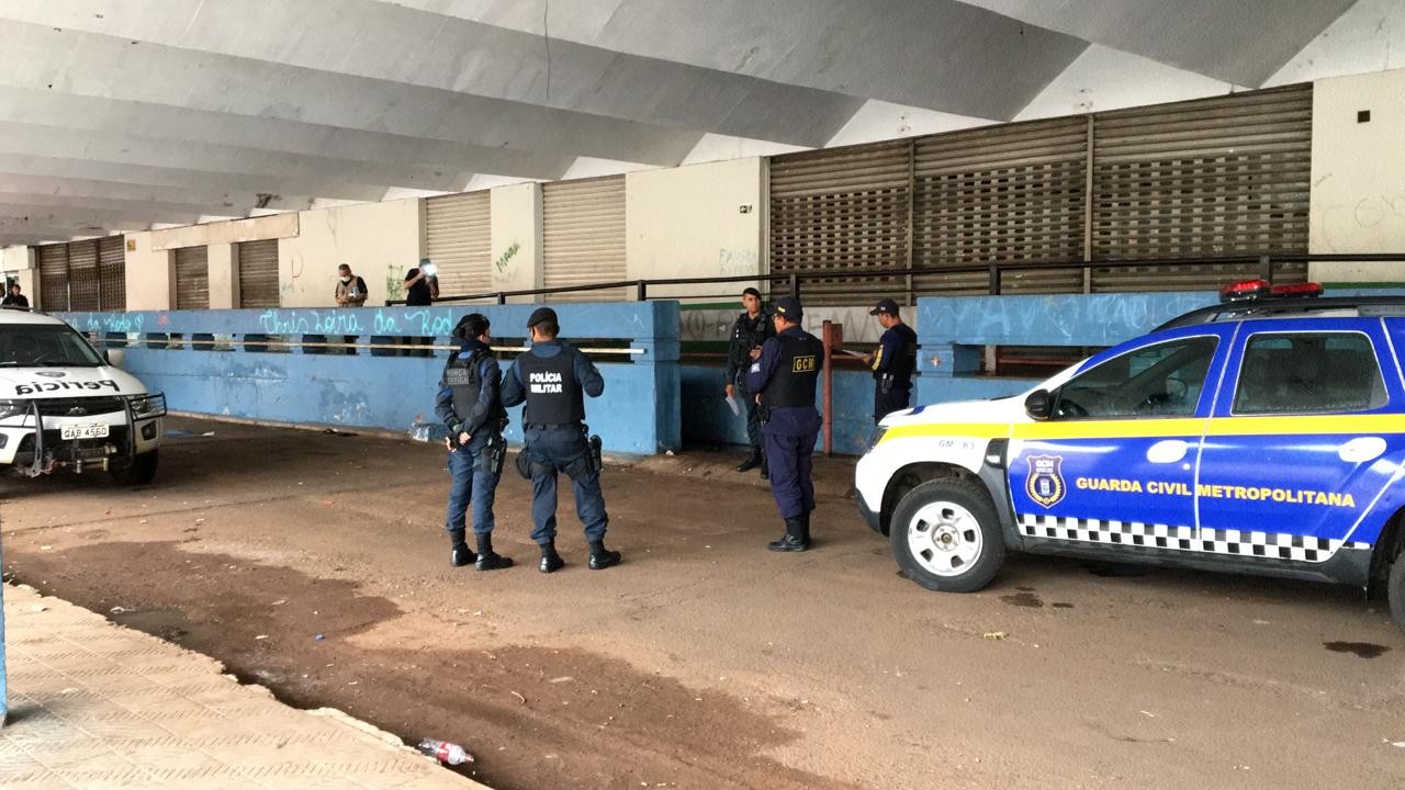 Homem é encontrado morto com cerca de 10 facadas na antiga rodoviária de Campo Grande