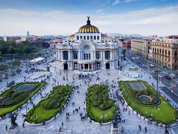 Palace of Fine Arts (Palacio de Bellas Artes) is a prominent cultural center in Mexico City hosting many exhibitions and theatrical performances. (Foto: Getty Images)