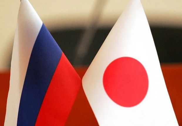 Bandeiras Rússia Japão (Foto: Stockvault)