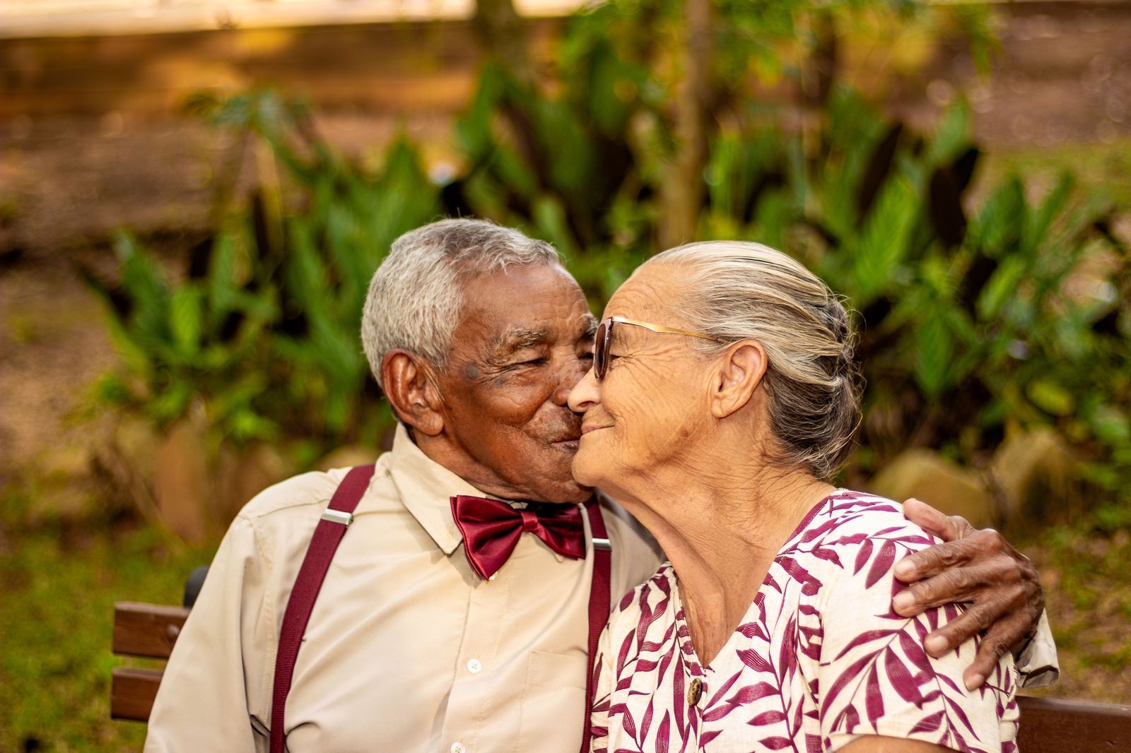 Há 66 anos juntos, casal que fugiu para viver relacionamento fala sobre 'segredo' para amor duradouro: 'Respeito e companheirismo'