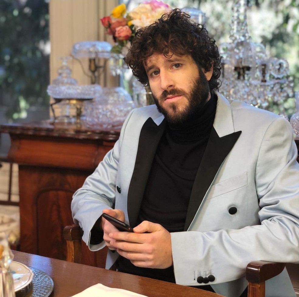 O ator e rapper Lil Dicky — Foto: Instagram