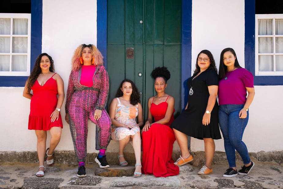 Mulheres de Repente: Dayane Rocha, Luna Vitrolira, Thaynnara Queiroz, Francisca Araújo, Elenilda Amaral e Milene Augusto
