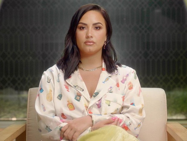 Demi Lovato alerta para crise de oxigênio em Manaus: 