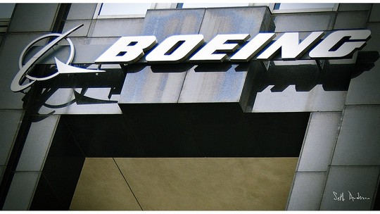 Boeing vai contratar 10 mil funcionários em 2023 para aumentar produção