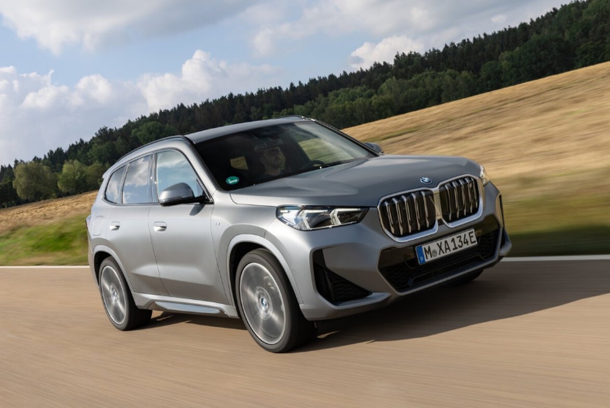 Teste: BMW X1 estreia versão elétrica, continua bom de dirigir e tem ...