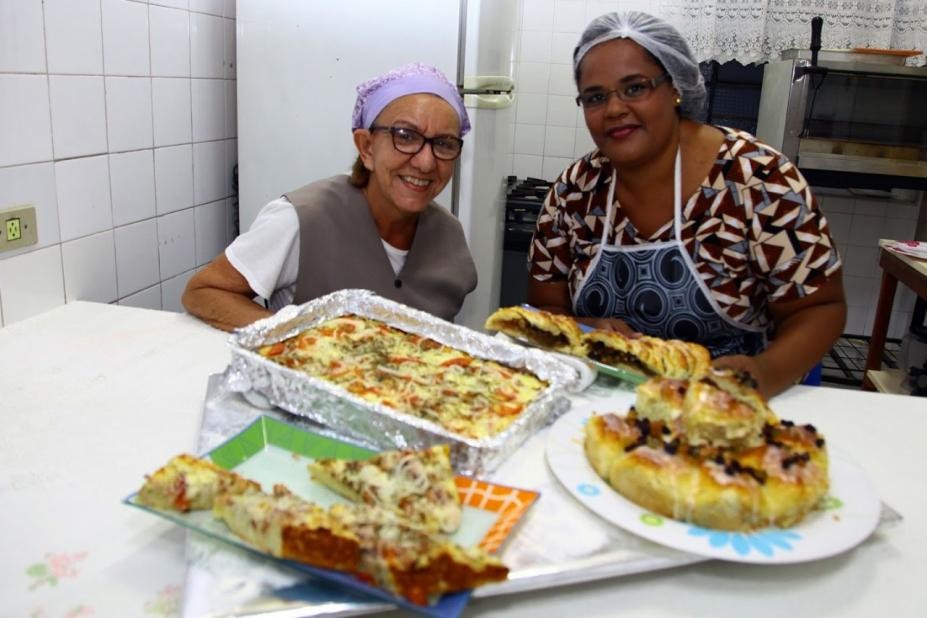 Vilas Criativas de Santos oferecem vagas em cursos de culinária e beleza