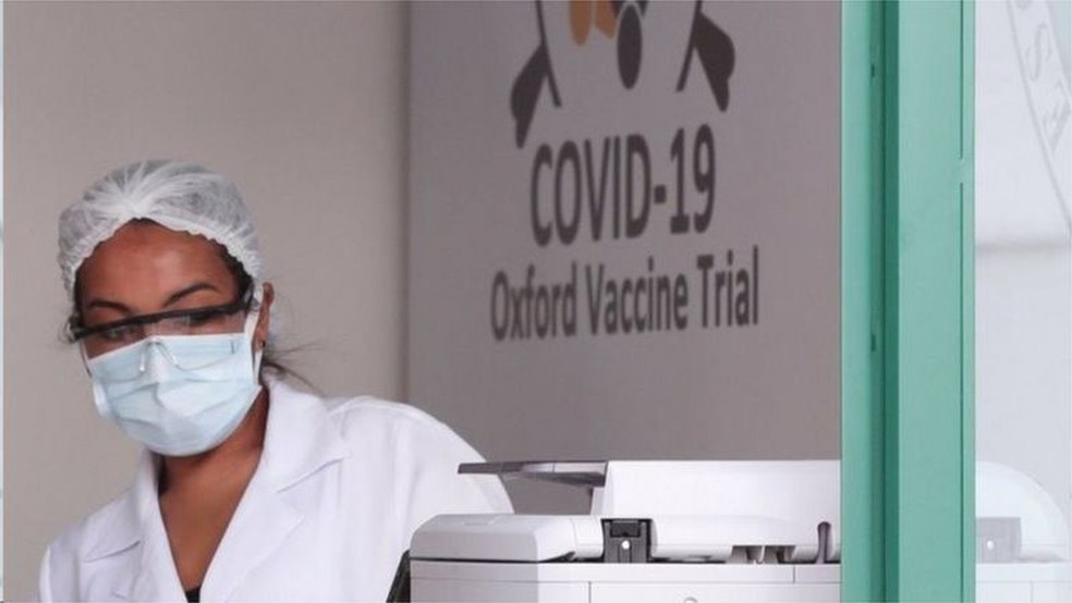 Pesquisas da vacina de Oxford começaram no fim de abril — Foto: Reuters via BBC