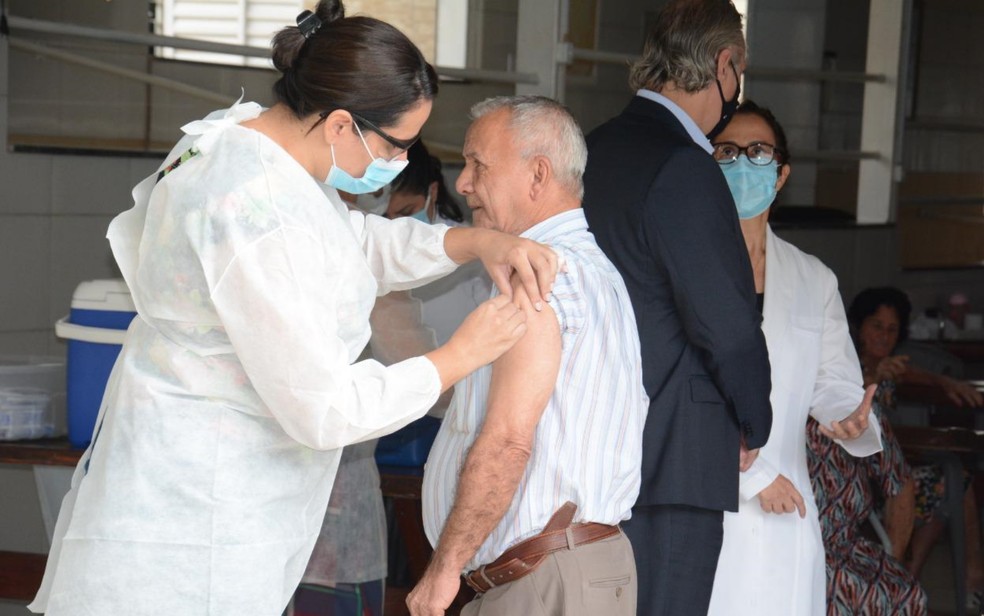 Prefeitura de Goiânia começa a vacinar grupo prioritário contra a Covid-19 — Foto: Divulgação/Prefeitura de Goiânia