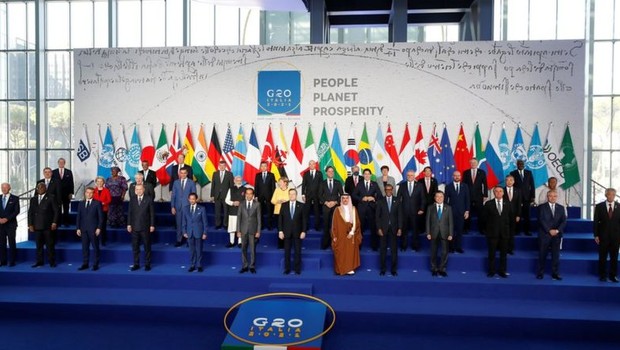 Bolsonaro e outros líderes do G20 se reúnem em Roma por dois dias (Foto: Reuters via BBC Brasil)