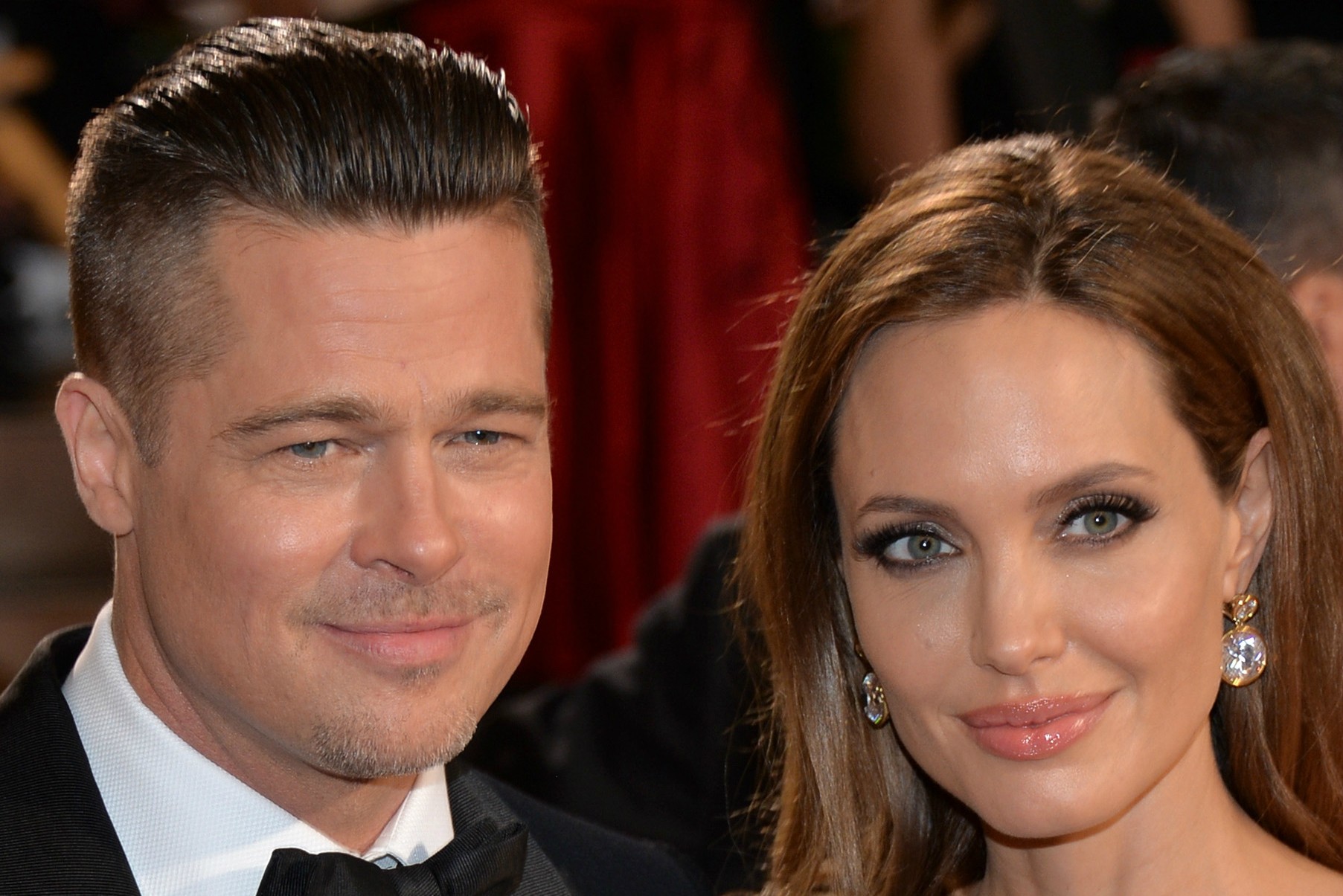 Alguma lista de mais sexy fica completa sem eles? Os atores Brad Pitt e Angelina Jolie. (Foto: Getty Images)