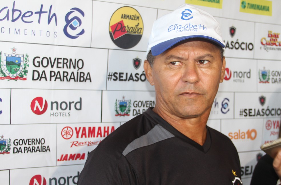 Bicampeão paraibano, Ramiro Souza está confirmado como técnico do Botafogo no regional deste ano (Foto: Cisco Nobre / GloboEsporte.com)