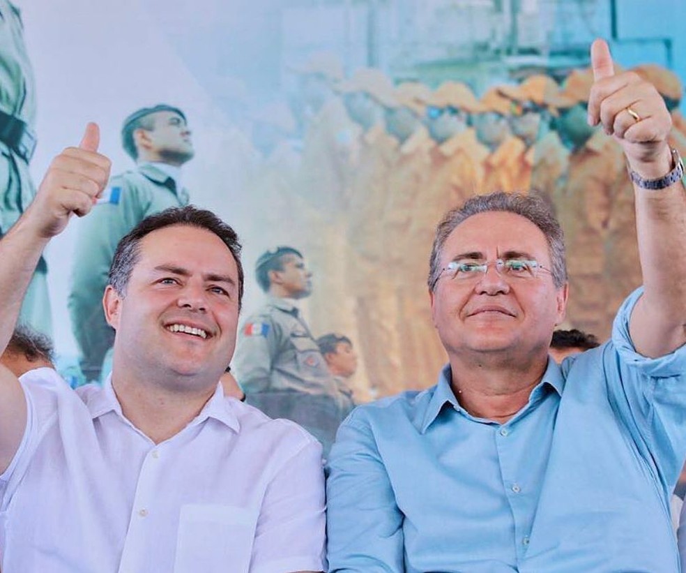 Renan Filho e o pai, o senador Renan Calheiros — Foto: Reprodução/Instagram