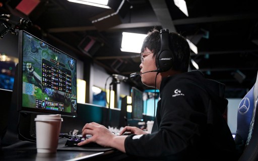 COI planeja criar jogos olímpicos de eSports