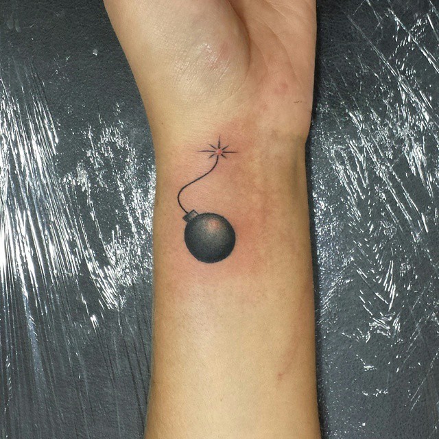 A nova tatuagem de Andressa Urach (Foto: reprodução instagram)