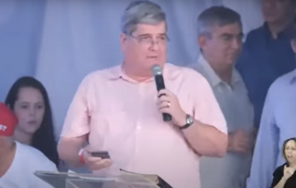 Pastor Sérgio Dusilek em evento em que manifestou apoio ao candidato Lula — Foto: Reprodução