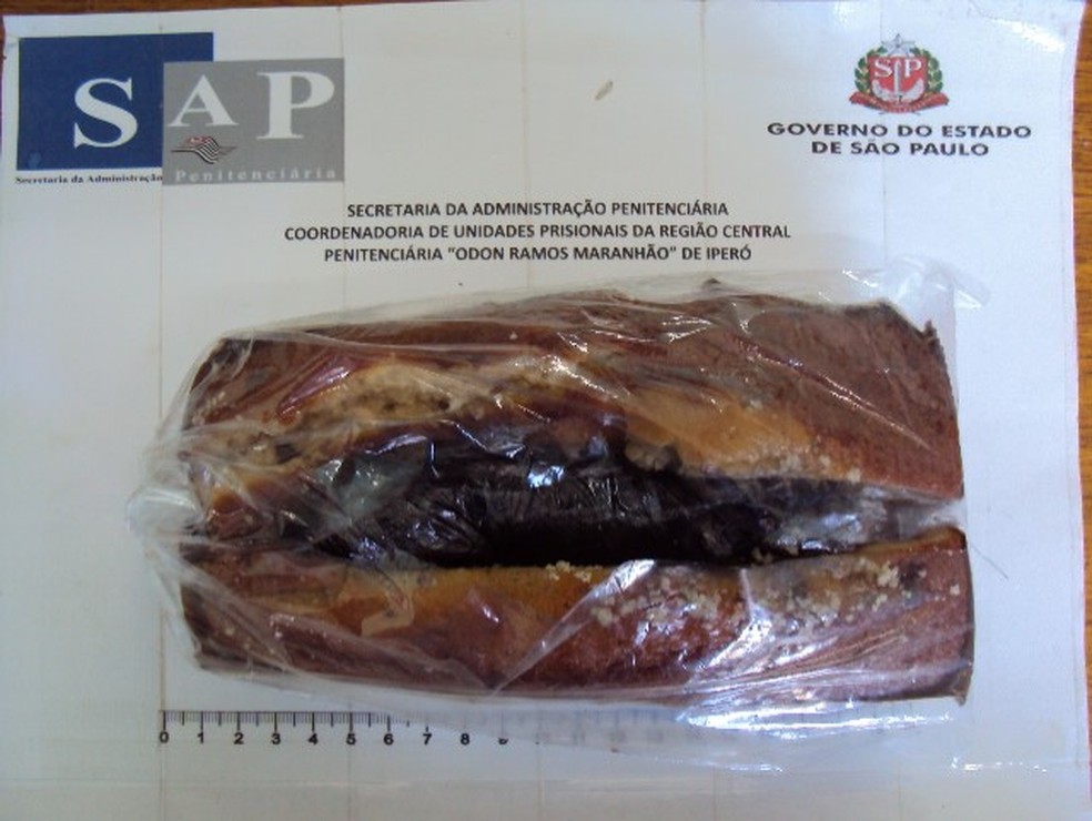 Bolo com maconha dentro foi enviado &agrave; Penitenci&aacute;ria de Iper&oacute; &mdash; Foto: Divulga&ccedil;&atilde;o/Secretaria de Administra&ccedil;&atilde;o Penitenci&aacute;ria (SAP)