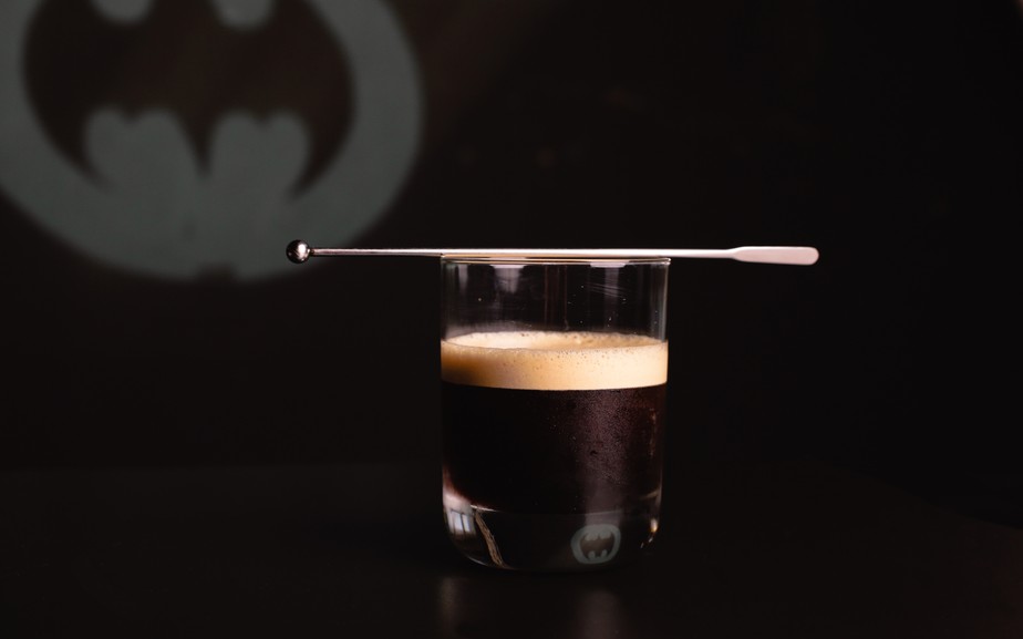 O 'Drink do Batman' é aveludado, elegante e tem um sabor marcante.