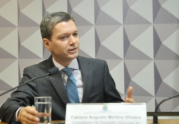 O ministro Fabiano Silveira, do Ministério da Fiscalização, Transparência e Controle (Foto: Geraldo Magela/Agência Senado)