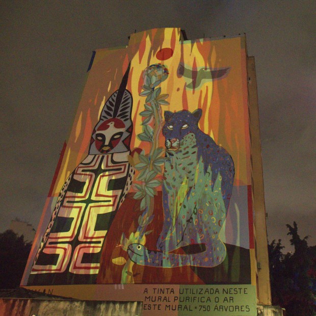 Mural no Minhocão ganha projeções noturnas (Foto: divulgação)