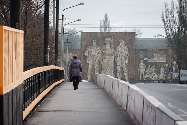 Conheça os mosaicos polêmicos e multicoloridos que ocupam as ruas da Ucrânia (Foto: Divulgação)