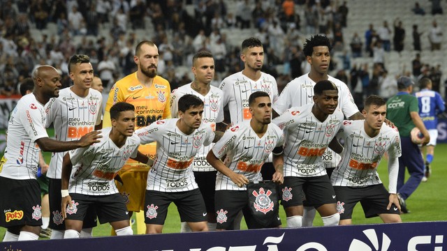 Time titular do Corinthians na partida contra o Santo André