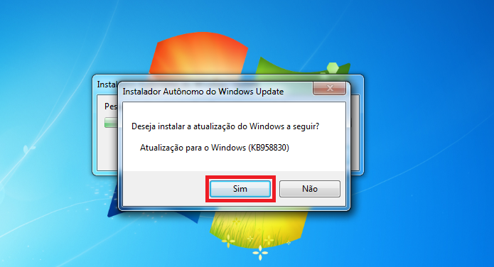 Executando o instalador do pacote que instala o Hiper-V no Windows 7 (Foto: reprodução/Edivaldo Brito)