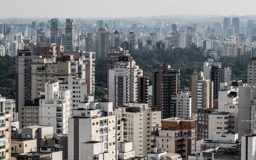 Preços de venda e locação de imóveis comerciais fecham mês estáveis