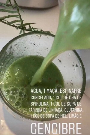 Gabriela Pugliesi compartilha em seu Instagram receita de suco verde (Foto: Instagram / Gabriela Pugliesi)