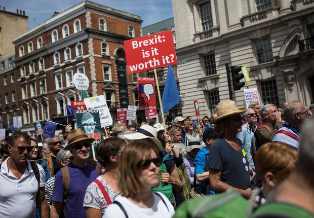 Manifestantes anti-Brexit (Foto: Simon Dawson/Getty Images)