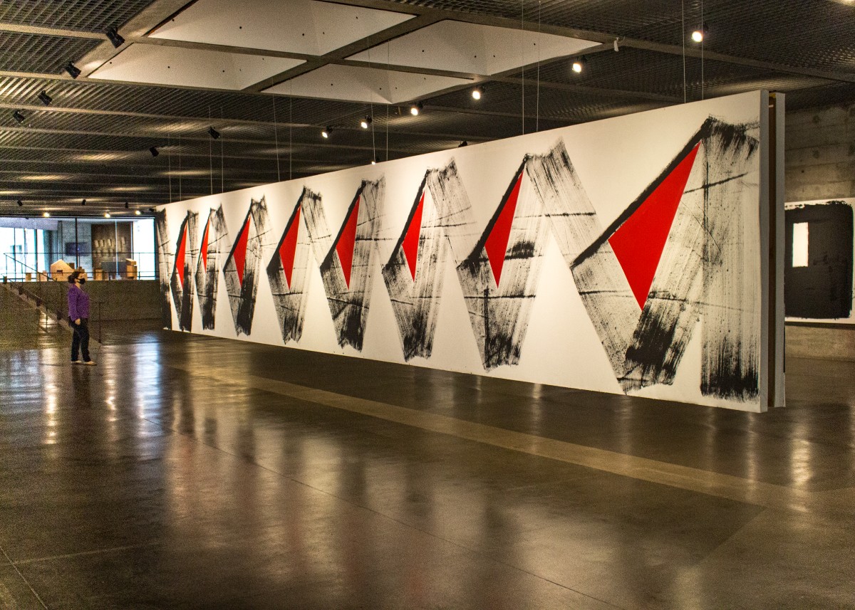 MuBE reabre e realiza mostra ao ar livre do artista Amilcar de Castro - Casa  e Jardim | Agenda