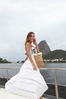 Luisa Accorsi no passeio de catamarã | Foto: Gianne Carvalho