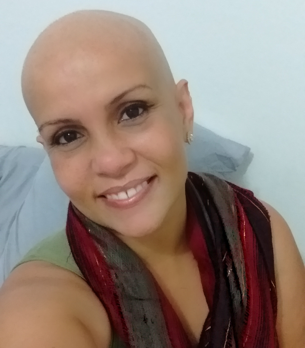Aos 40 anos, Viviane Bileski se prepara para mais uma cirurgia na luta contra o câncer — Foto: Arquivo Pessoal