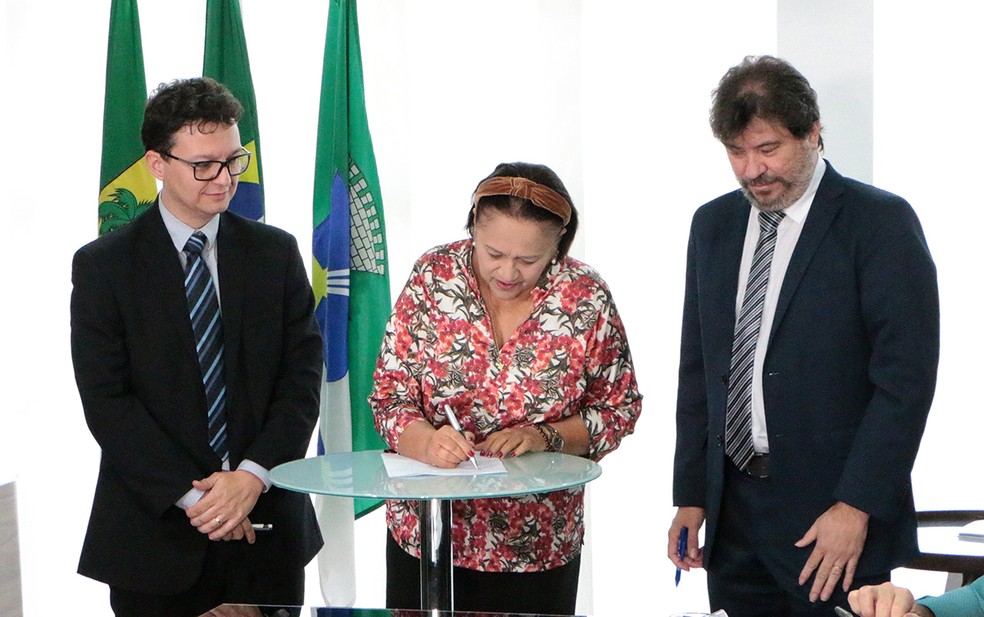 Novo acordo do Governo do RN com o Banco do Brasil foi firmado nesta segunda-feira (26) â€” Foto: Demis Roussos