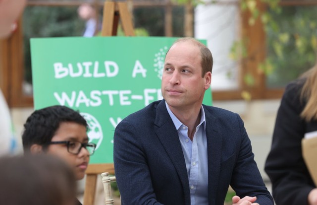LONDON, ENGLAND - OCTOBER 13: Prince William, Duke of Cambridge and Catherine, Duchess of Cambridge (not pictured) visit Kew Gardens to take part in a Generation Earthshot event with children from The Heathlands School, Hounslow to generate big, bold idea (Foto: Getty Images)