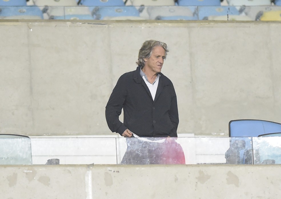 Jorge Jesus no Maracanã para Fluminense x Avaí — Foto: André Durão