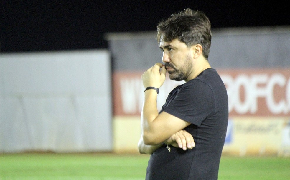 Luizinho Lopes tenta levar o Globo FC à final da Série D do Brasileiro (Foto: Diego Simonetti/Blog do Major)