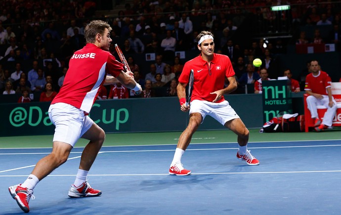 Federer e Wawrinka jogo duplas Copa Davis tênis (Foto: Reuters)