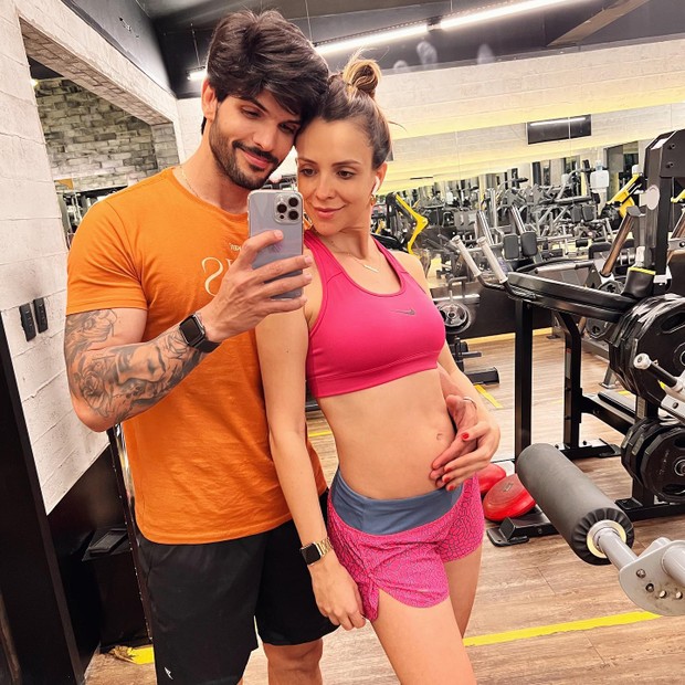 Ana Lúcia Vilela mostra barriguinha de 4 meses da gravidez (Foto: Reprodução/Instagram)