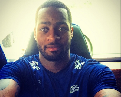 Dedé festeja primeiro treino junto com os jogadores do Cruzeiro