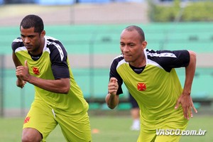 renato silva francismar vasco treino (Foto: Marcelo Sadio / Vasco.com.br) renato silva francismar vasco treino (Foto: Marcelo Sadio / Vasco.com.br)