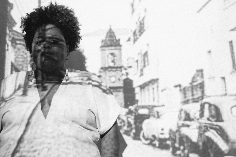 A artista plástica negra Regina Elias, conhecida como Soberana Ziza — Foto: Divulgação