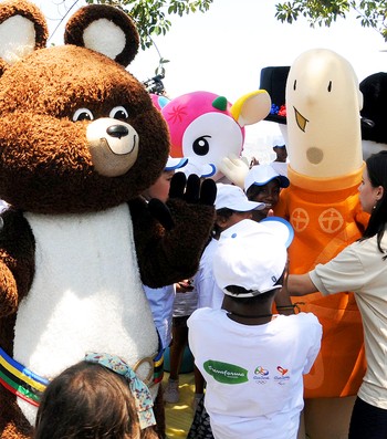 Mascotes das Olimpíadas no Rio de Janeiro (Foto: André Durão)