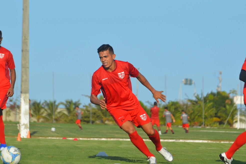 Igor é cearense e conhece o potencial do adversário — Foto: Gustavo Henrique/CRB