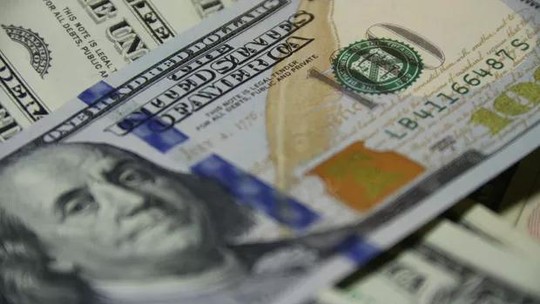 Dólar vai abaixo de R$5,10 com todas as atenções no arcabouço fiscal