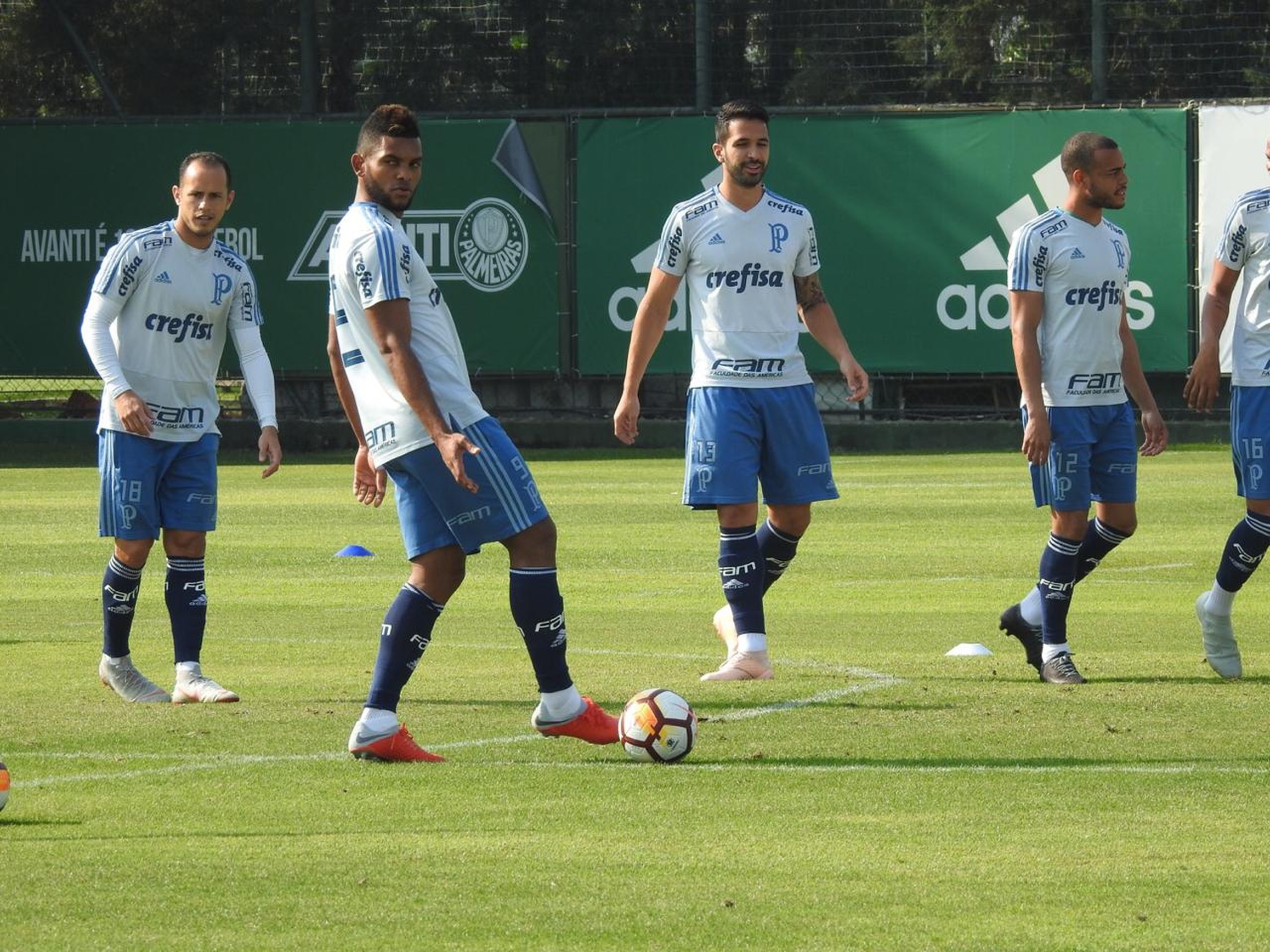 Hyoran fora, Jean e Marcos Rocha no campo: a terça-feira do Palmeiras