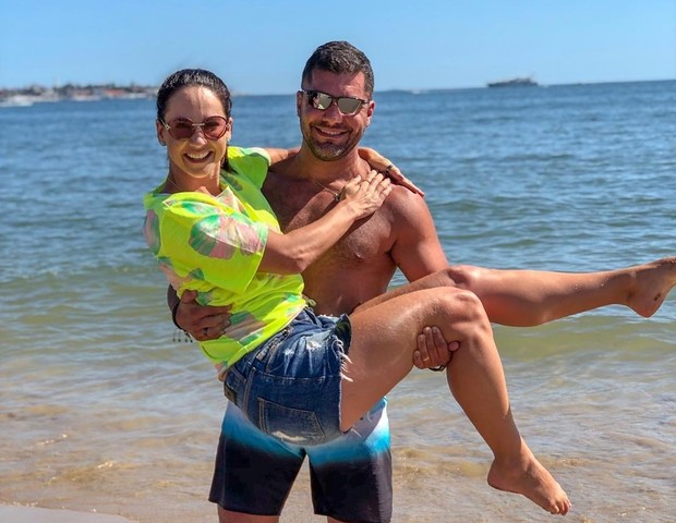 Julyana Mendes e o marido, Kleber Caiado viajaram sem os filhos para o Uruguai  (Foto: Reprodução Instagram)