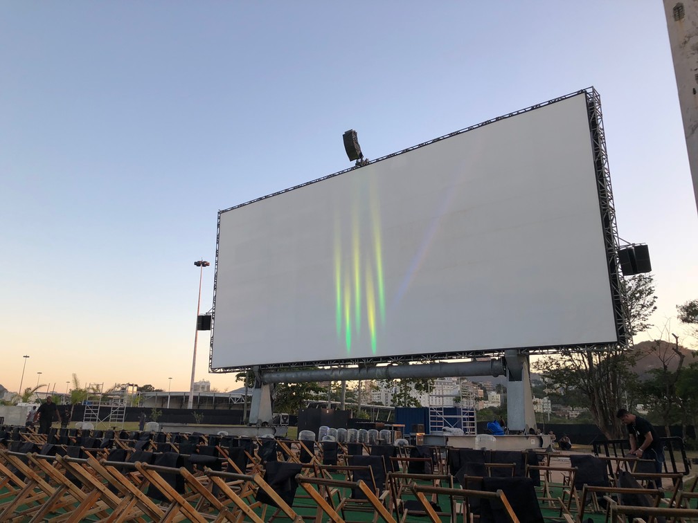 A tela do Open Air tem o tamanho equivalente ao de uma quadra de tênis. (Foto: Carlos Brito/G1)