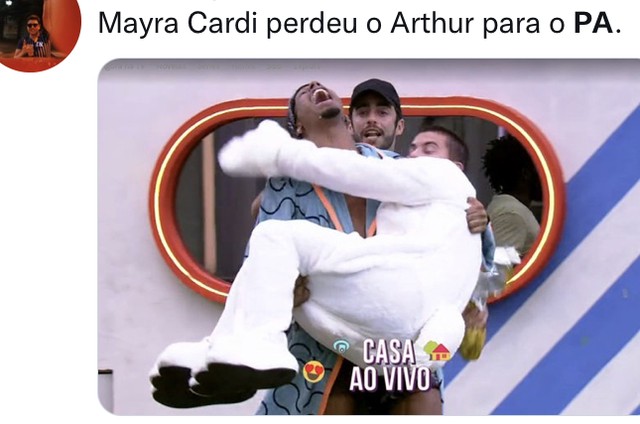 'BBB': internautas brincaram que Maíra Cardi perdeu o marido, Arthur Aguiar, para Paulo André (Foto: Reprodução)