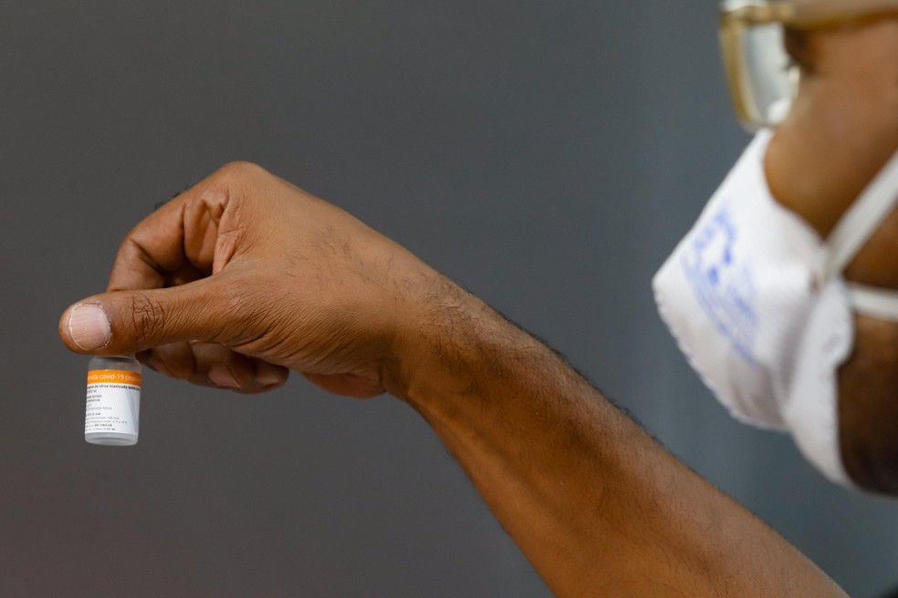 Mossoró e Parnamirim suspendem aplicação da vacina Coronavac por falta de doses — Foto: Cristine Rochol/PMPA/Divulgação