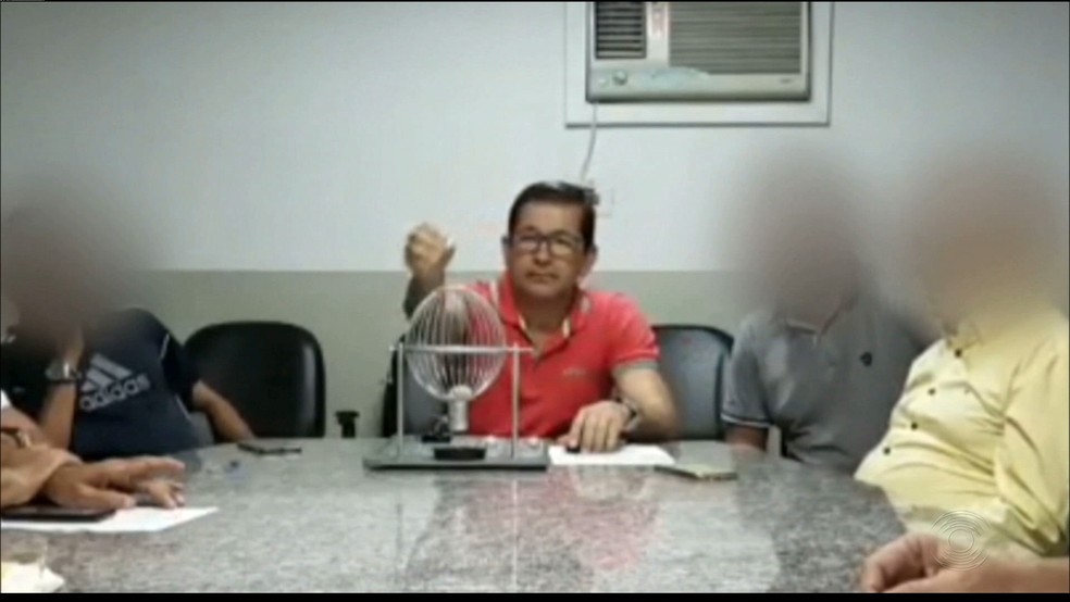 Segundo o delegado os sorteios liderados pelo entÃ£o presidente da comissÃ£o de arbitragem, JosÃ© Renato, eram um verdadeiro teatro (Foto: ReproduÃ§Ã£o / TV Cabo Branco)